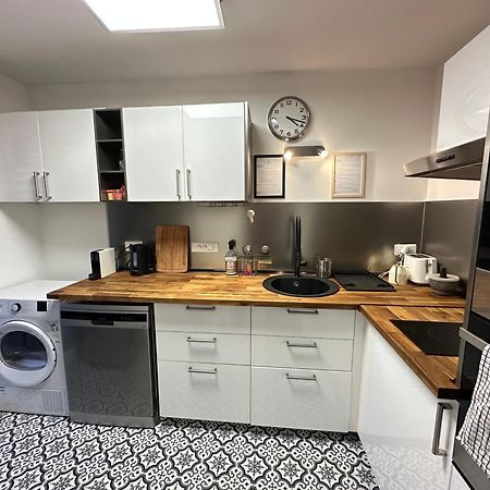 Cosy Duplex Avec Parking A Paris 19 By Immo Kit Bnb Eksteriør bilde