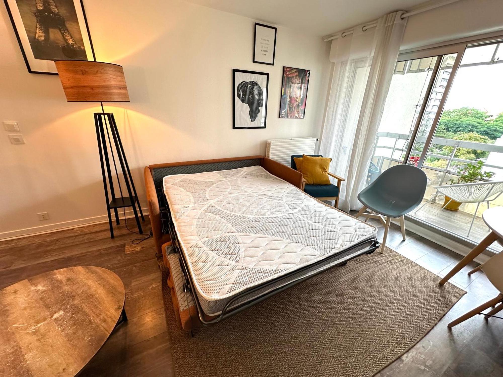 Cosy Duplex Avec Parking A Paris 19 By Immo Kit Bnb Eksteriør bilde